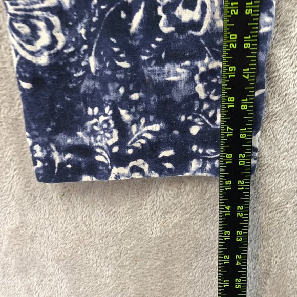 Chaps Denim Womens Capri Jeans Size 10 Floral Batik Indigo Blue Boho Chic Casual - Picture 5 of 11